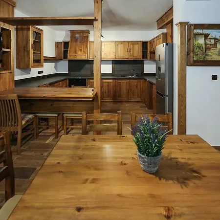 Guest House Leshten 게스트하우스 레슈텐