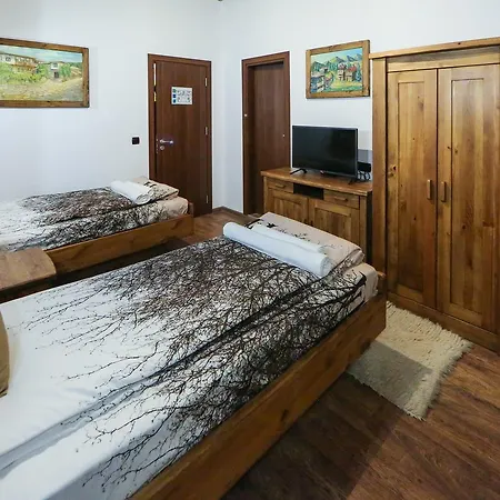 Guest House Leshten 2* 레슈텐