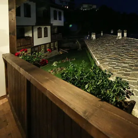 Guest House Leshten 게스트하우스 2*