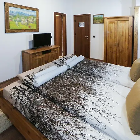 Guest House Leshten 게스트하우스